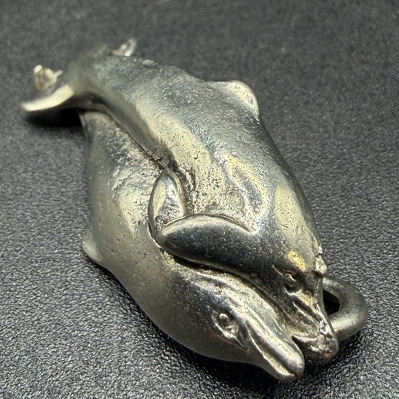 Dolphins Intertwined Silver Tone Metal Necklace Pendant Nautical Jewelry Charm - Picture 9 of 9